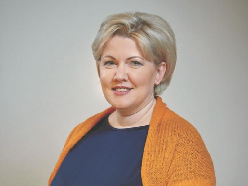 Prēmijas un pabalsti uzņēmumos un budžeta iestādēs