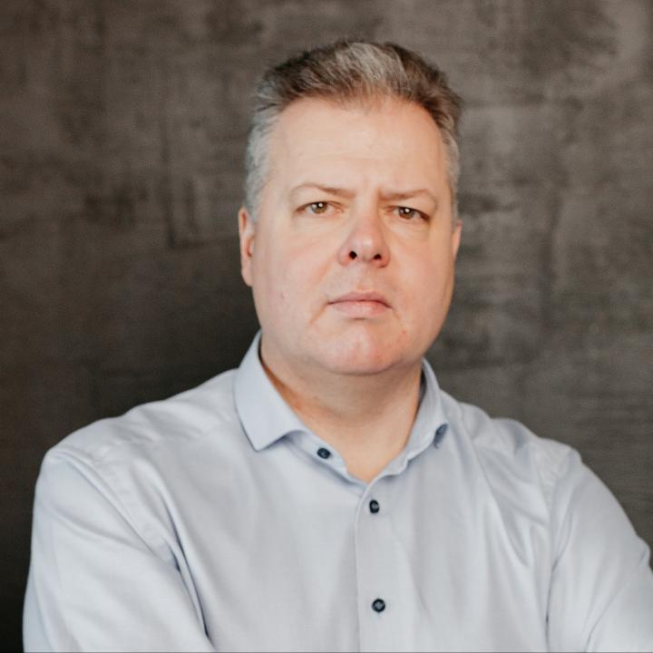 Kā atlaist darbinieku, ja tas neierodas darbā