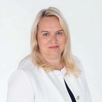 Vai darba devējs jābrīdina par pensijas vecuma sasniegšanu